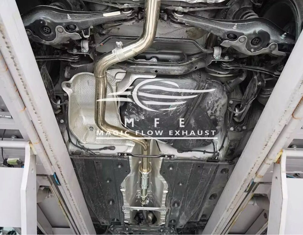 ★MFE★ A3 8V S3ルック 可変バルブ マフラー エキゾースト 中間 パイプ ディフューザー リアピース ダウンパイプ 可変マフラー アウディ