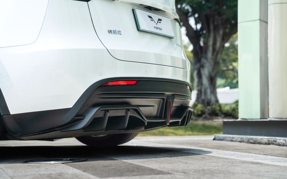 19699ebba7d3c93_1170_730.jpg ★YOFER★ テスラ モデルY ボディキット ディフューザー バンパー マフラー リップ スポイラー グリル tesla modely