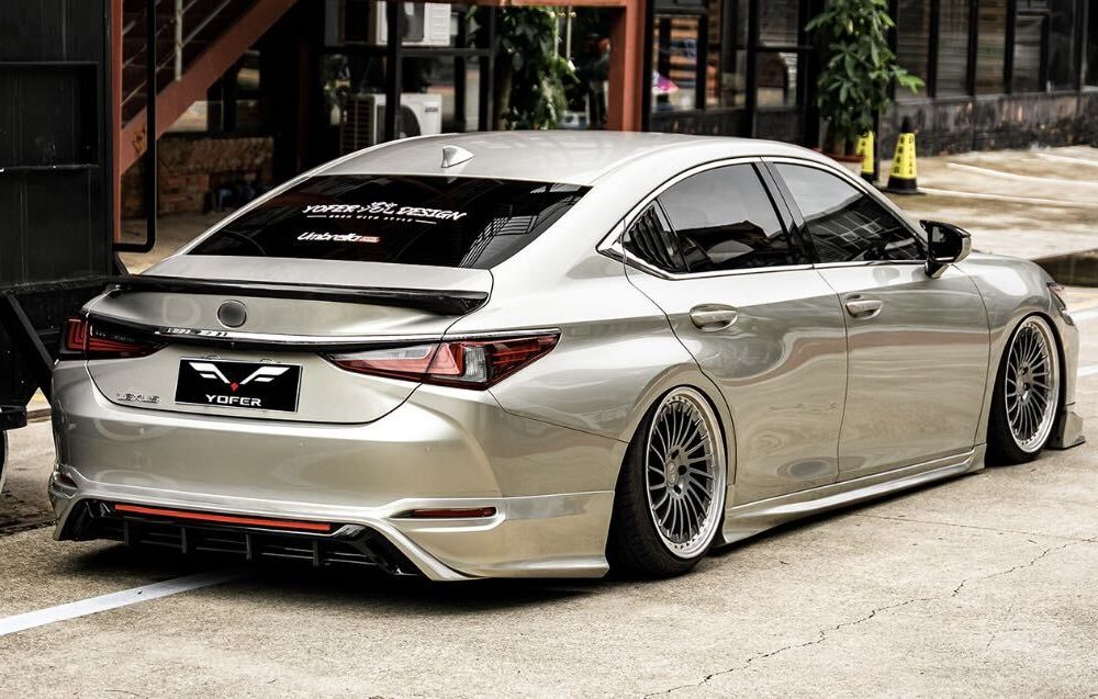 ★YOFER★ レクサス ES 10系 ボディキット ディフューザー バンパー マフラー リップ スポイラー グリル Fスポーツ TRD モデリスタ