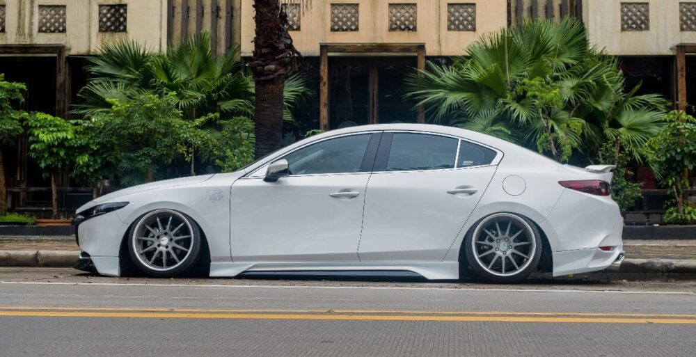 ★YOFER★ マツダ マツダ3 BP系 セダン ボディキット ディフューザー バンパー マフラー リップ スポイラー グリル mazda3