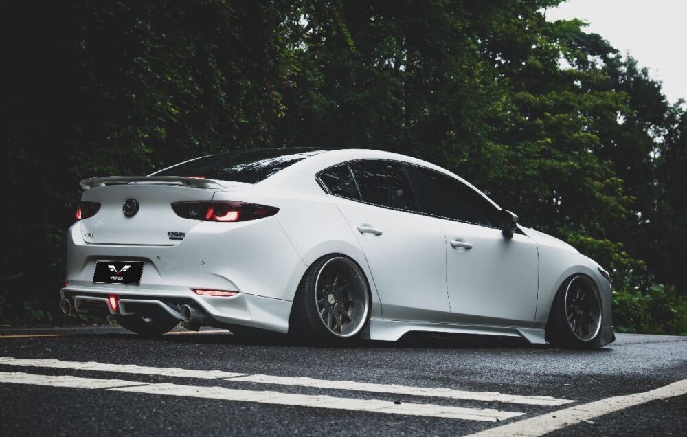 ★YOFER★ マツダ マツダ3 BP系 セダン ボディキット ディフューザー バンパー マフラー リップ スポイラー グリル mazda3