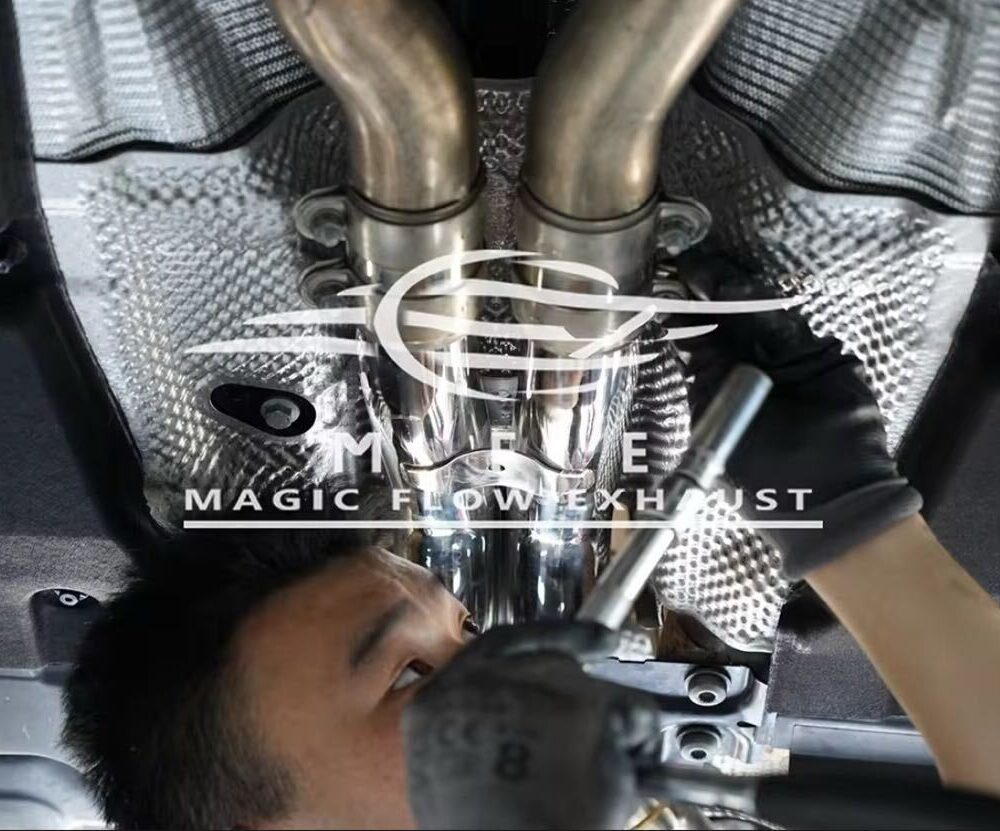 ★MFE★ アウディ S4 S5 可変バルブ マフラー エキゾースト 中間 パイプ ディフューザー リアピース ダウンパイプ B9 RS4 RS5