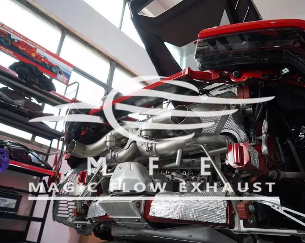 ★MFE★ ウラカン EVO 可変バルブ マフラー エキゾースト 中間 パイプ ディフューザー リアピース 可変マフラー ランボルギーニ エボ